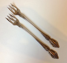 Raphael Cocktail Forks Set Distinction Deluxe HH Oneida Set 2 Appetizer Seafood  - £9.40 GBP