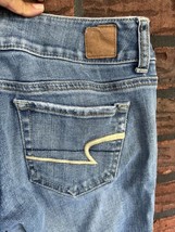 American Eagle Outfitters Artist Jeans 4 Stretch Distressed Holes 2 Butt... - $10.45