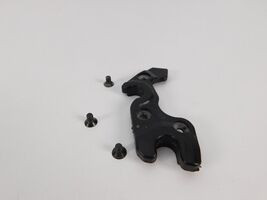 ✅00 - 06 Yukon Tahoe Escalade 3rd Row Seat Floor Latch Rear Seat LH Side... - $42.52