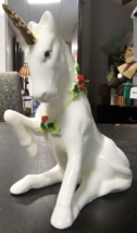 Enesco Christmas Unicorn With Gold Horn &amp; With Holly &amp; Berries On Neck - Sitting - £13.51 GBP