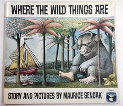 Where the Wild Things Are (Puffin Picture Books) [Paperback] Sendak, Mau... - $3.47