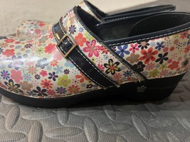 Sanita Koi Danish Clogs Leather Shoes Size 40 US 9.5 Floral Slip On Mules - $876.63 MXN