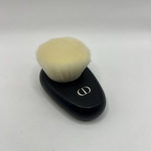 Christian Dior Backstage Face Brush #18 - $552.79 MXN