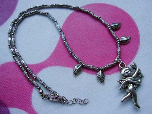 Beautiful Vintage Tibetan Beaded 4 Leaf Chain Angel Cupid Dangle Amulet ... - $7.15