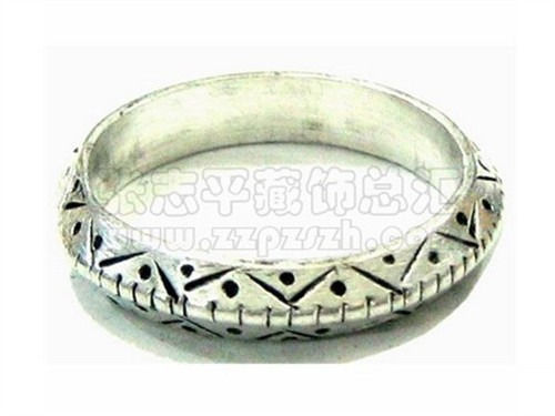 Vintage Solid Tibetan Triangular Corrugated Carved Sawtooth Peace Blessi... - $7.17