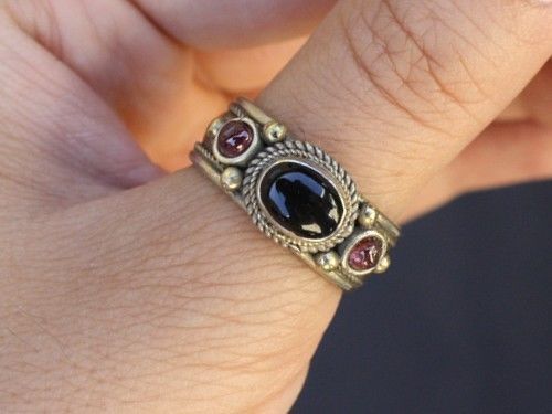 Solid Adjustable Tibetan 3-color Copper Onyx Garnet 3 Gemstone Dotted Ring - $7.97