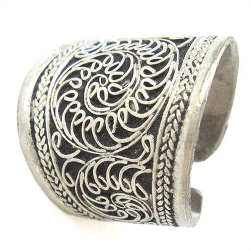 Large Beautiful Vintage Adjustable Tibetan Delicate Lotus Filigree Amule... - $7.15