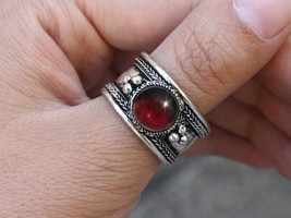 Large Adjustable Tibetan Round Garnet Gemstone Weaving Dotted Ring Thumb... - $139.12 MXN