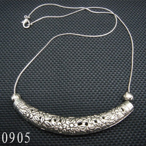 Vintage Tibetan Silver Big Hollow Out Flower Elliptic Cylinder Pendant N... - $6.19
