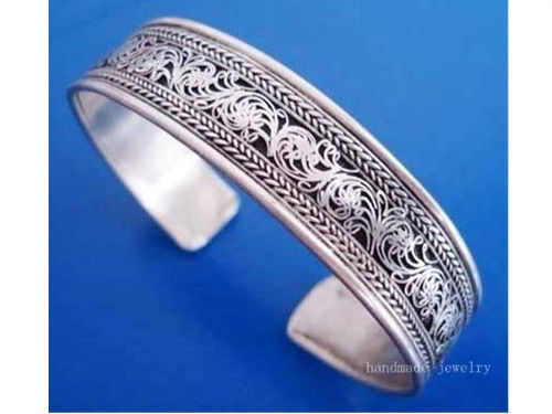 Large Vintage Tibetan Multi-Weaving Delicate Lotus Filigree Amulet Cuff ... - $5.36