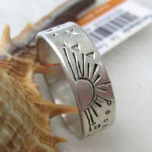 Thick Tibetan White Copper Delicate Carved Star Sun Dotted Ring - $7.17