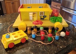 Vtg Burco Fisher Price knock off bootleg clone figures Playground School Bus Lot - £71.90 GBP