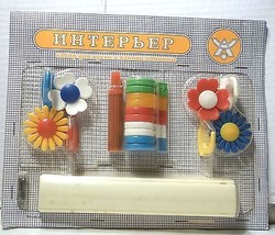 Blister Pack All Russian Language Shirt Towel Hooks Colorful Plastic - $423.95 MXN