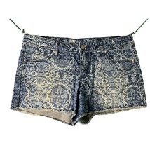 Mossimo Premium Denim Womens Size 6 Fit 3 Short Bootie Shorts Blue Anima... - £9.46 GBP