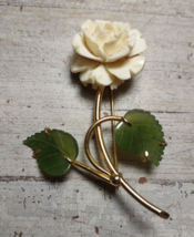 Vintage Sorrento 1/20 12k Gold Filled Carved Resin Jade STYLE White Rose... - £14.77 GBP