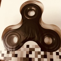 Fidget Spinner (Black) - £6.64 GBP