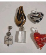 Vintage Lot 5 - (3)Clear Blown Art Glass Pendants &amp; (2)Religious Pendants - $222.99 MXN