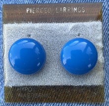 Blue Round Stud Earrings.  New.  Hypoallergenic Vintage 1970s - $14.85