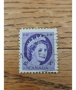 Canada Stamp Queen Elizabeth II 4c Used Violet - $49.34 MXN