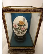 Vintage Chinese Hand Painted Egg Butterfly &amp; Flowers In Glass Display Bo... - £19.91 GBP