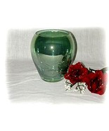 GREEN GLASS VASE - €13,69 EUR