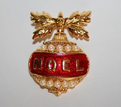 Vintage Avon Faux Pearl Enameled Ornament Pendant (no chain) J208GS - £6.25 GBP