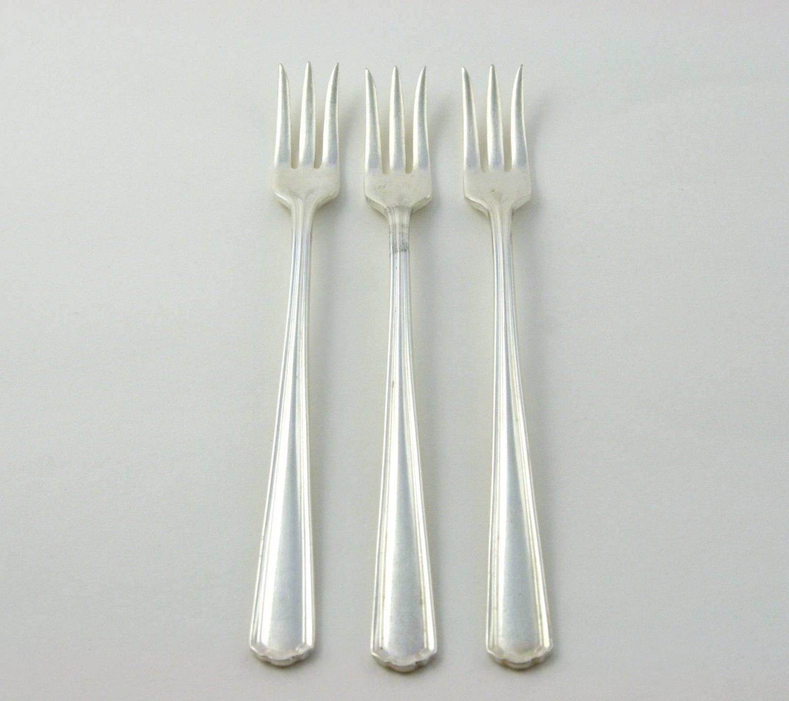 Wallace AI Silverplate Cocktail Seafood Forks Set of 3   #1449 - £15.98 GBP