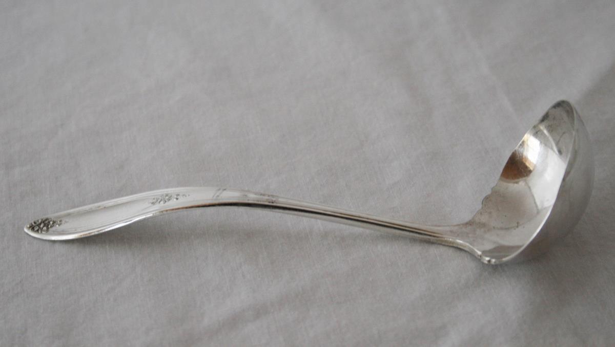 Vintage Carlton Oneida -Belford- Silverplate 6" Cream Gravy Ladle #1986 - $18.00