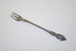 Oneida Deluxe Stainless RAPHAEL Seafood Fork NEW   #1114 - $12.00