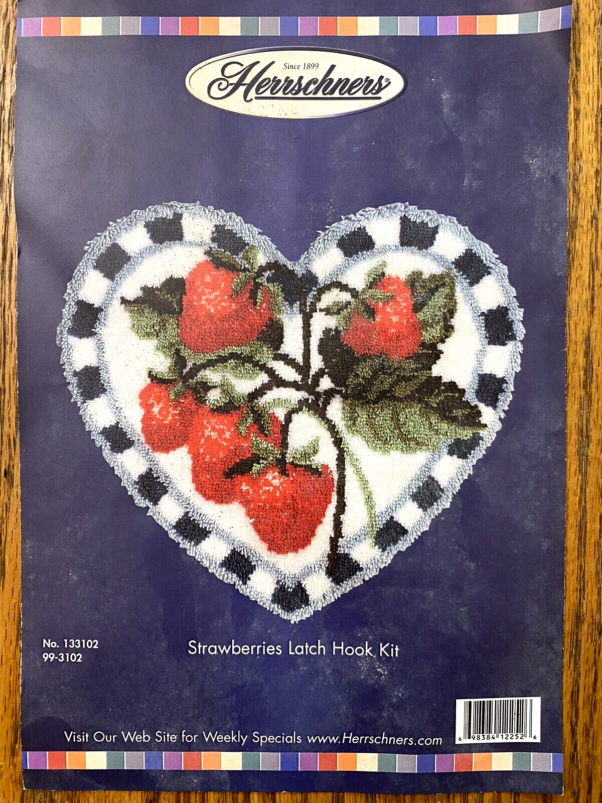 Primary image for HERRSCHNERS "STRAWBERRIES" HEART SHAPED LATCH HOOK KIT 36" X 33"