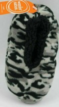 Wonder Nation Fuzzy Babba Slipper Socks Size S/M Gray 1 Pair Gripper Bot... - $10.29