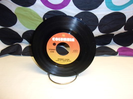 Johnny Cash  All Around Cowboy / Look At Them Beans 45 RPM - £8.40 GBP