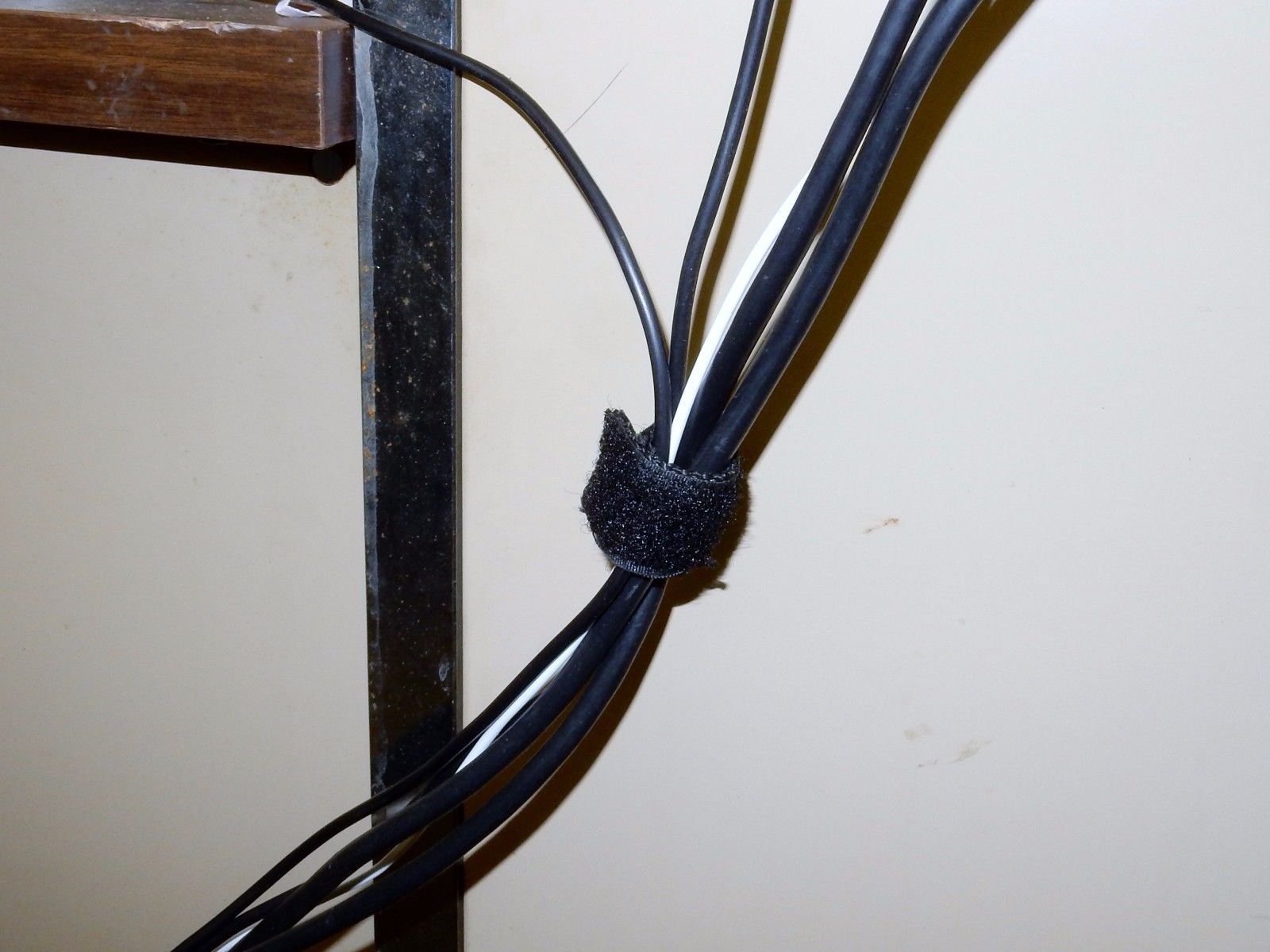 24 Pk Computer Cable Ties, 1" x 3" ~ Bundle Wires w/Hook & Loop Strips, #CD150 - $9.75
