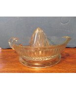 Citrus Reamer In Rimmed Design of Clear Glass-Vintage - $472.40 MXN
