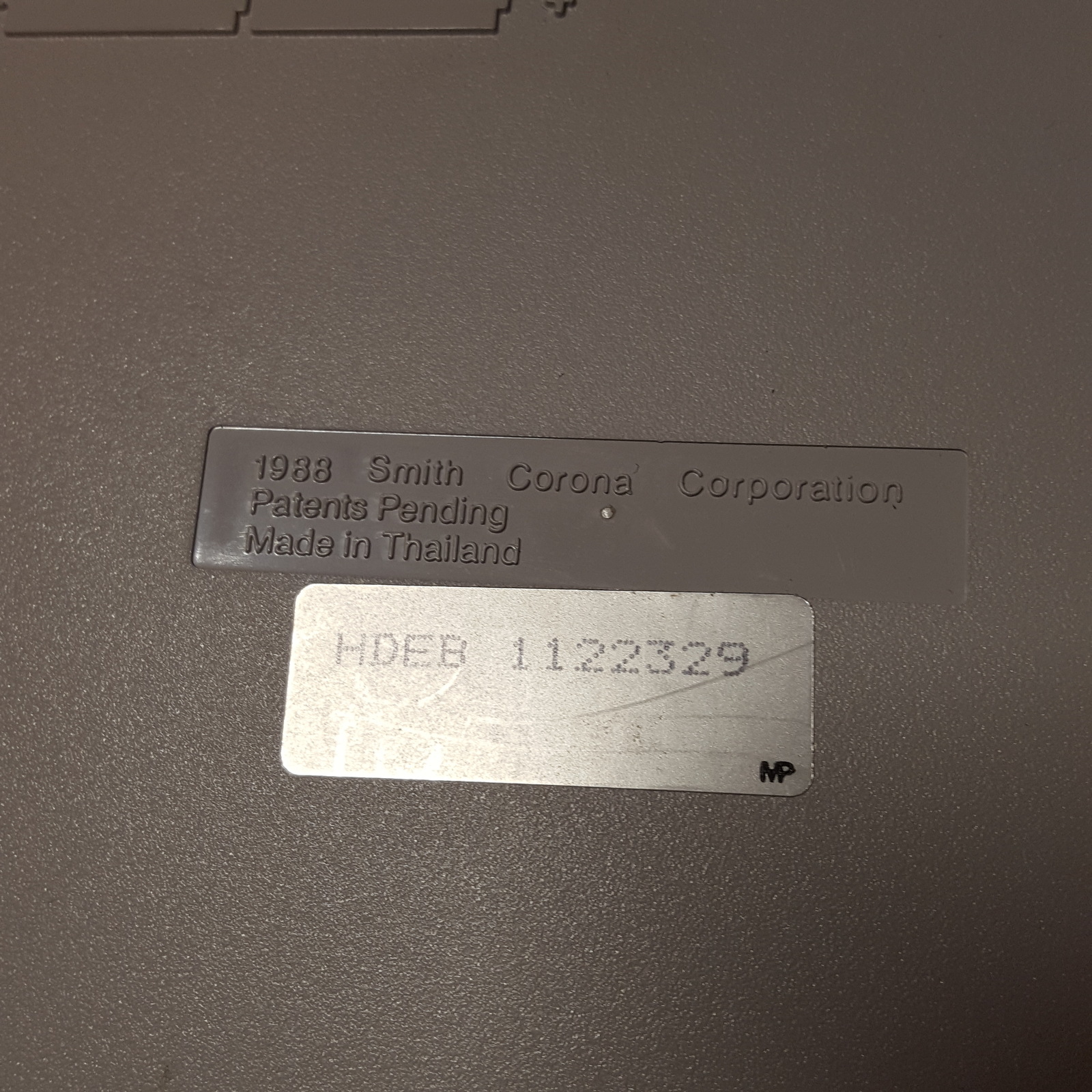 Smith Corona Spell-Right Spell Checker 200 Electronic Dictionary, Thesarus and C Item image 3