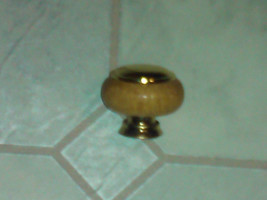 1 Liberty P50092CPBOC OAK &amp; Polish BRASS 1 1/4&#39;&#39; DIAMETER CABINET KNOB - $2.99