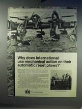 1968 International Harvester 700 Semi-mounted Plow Ad - £14.65 GBP
