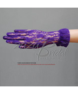 Flower Pattern Women&#39;s Lace Gloves with Ruffle-Wrist Length, Various Colors - €13,02 EUR