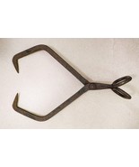 1800s Iron Ice Block Tongs Primitive VA Plantation Hay Bailing Farm Blac... - $1,215.82 MXN