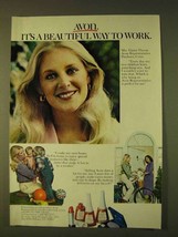 1979 Avon Makeup Ad - Beautiful Way to Work - $18.49