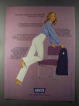 1980 Levi's Bend Over Pants Ad - Making Comfortable - $18.49