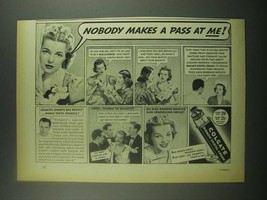 1939 Colgate Ribbon Dental Cream Ad - A Pass at Me - $18.49