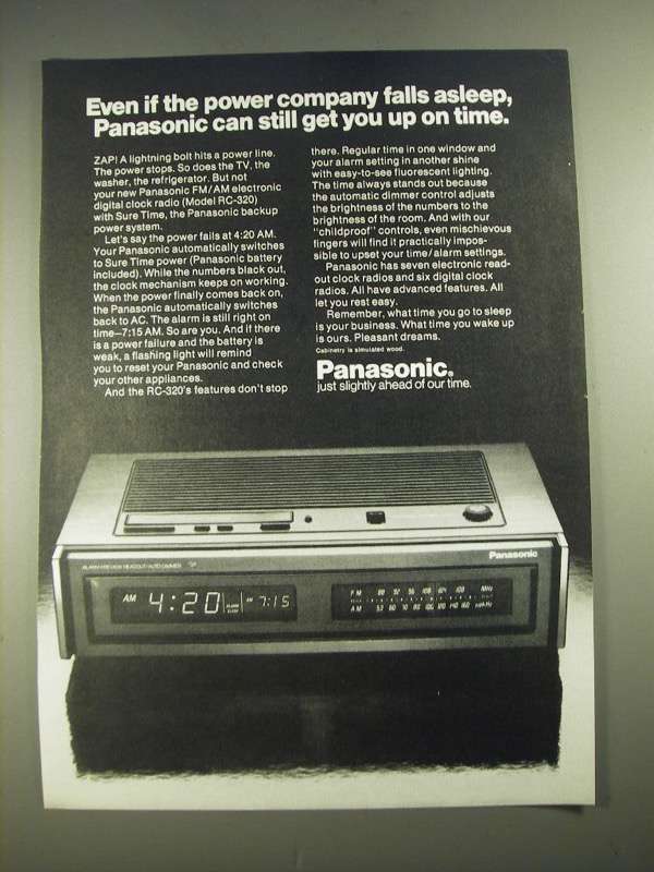 1978 Panasonic RC-320 FM/AM Electronic Digital Clock Radio Ad - $18.49