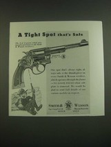 1939 S&amp;W Smith &amp; Wesson Revolver Ad - A tight spot that&#39;s safe - £14.61 GBP