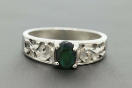Vintage Filigree Sterling Silver Green Stone Ring Size 7.75 - £28.69 GBP