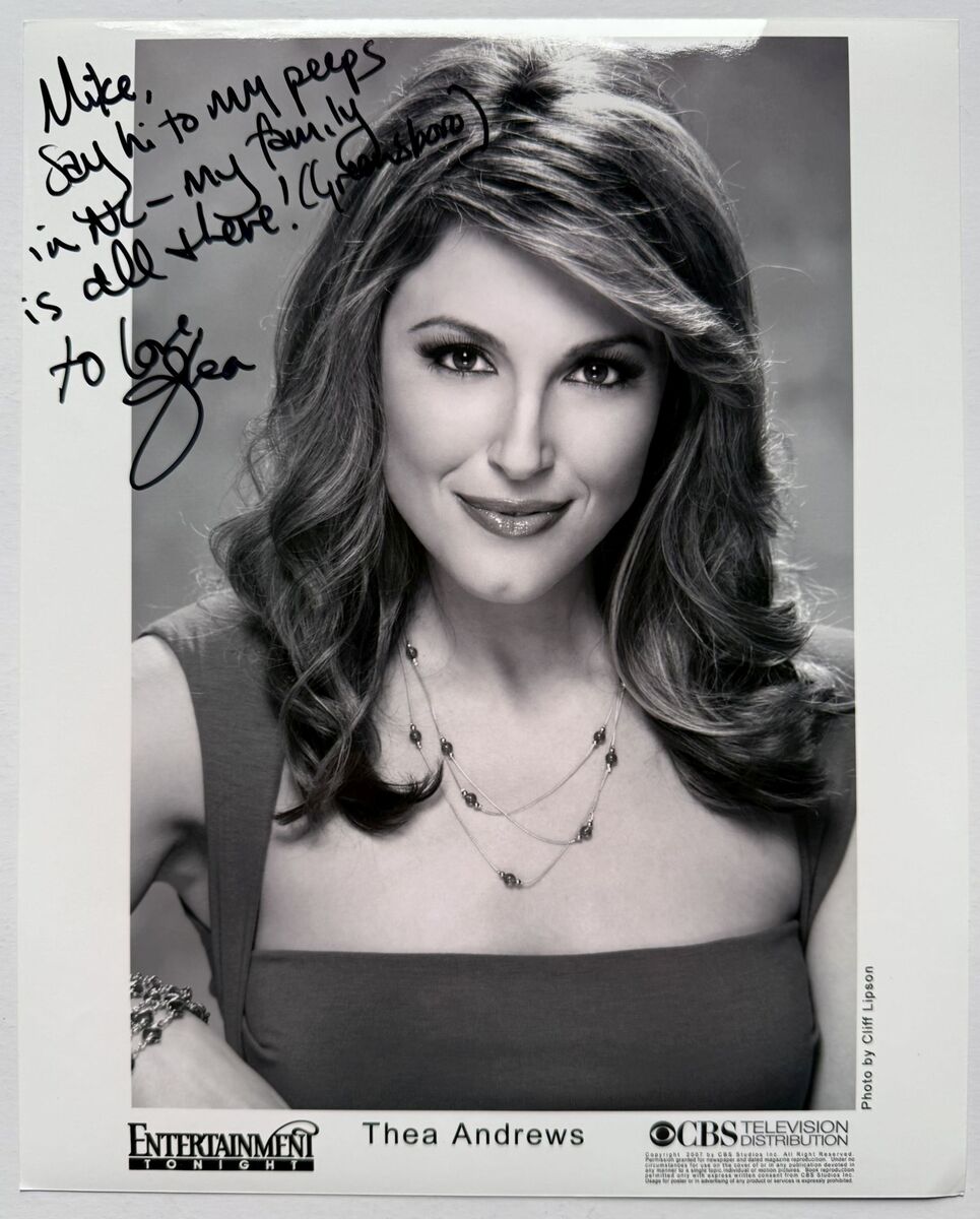 Thea Andrews Signed Autographed Glossy 8x10 Photo - $19.99