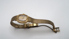 Vintage Gold Seiko Mid Century Modern Mechanical Womens Watch 16mm - $29.70