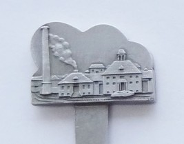 Collector Souvenir Spoon USA Pennsylvania Hershey&#39;s Chocolate Factory Emblem - £13.29 GBP