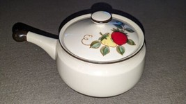 1970s &quot;Strawberries&quot; 8&quot; stoneware covered casserole Bean Pot Very Rare Nice Cond - £29.59 GBP