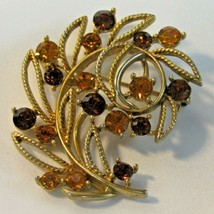 Signed Lisner Vintage Amber Brown Rhinestone Gold Tone Leaf Flower Brooch Pin - £15.70 GBP